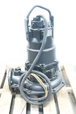 Heavy duty submersible pump for emergency flooding